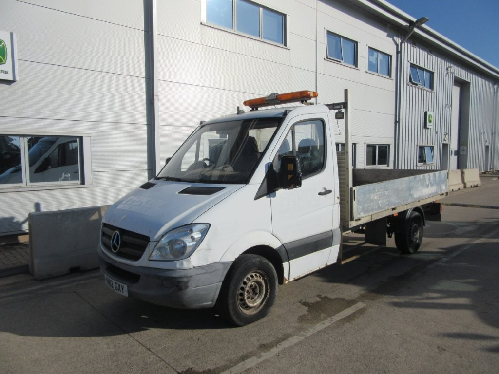 MERCEDES-BENZ SPRINTER 313 CDI FLAT BED - Dostavno vozilo sa otvorenom sandukom, Korisno/ Posebno vozilo: slika 2 MERCEDES-BENZ SPRINTER 313 CDI FLAT BED - Dostavno vozilo sa otvorenom sandukom, Korisno/ Posebno vozilo: slika 2