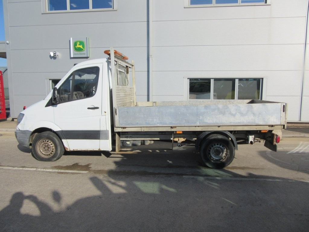 MERCEDES-BENZ SPRINTER 313 CDI FLAT BED - Dostavno vozilo sa otvorenom sandukom, Korisno/ Posebno vozilo: slika 4 MERCEDES-BENZ SPRINTER 313 CDI FLAT BED - Dostavno vozilo sa otvorenom sandukom, Korisno/ Posebno vozilo: slika 4