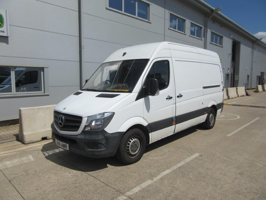 MERCEDES-BENZ SPRINTER 313 CDI - Furgon: slika 2 MERCEDES-BENZ SPRINTER 313 CDI - Furgon: slika 2