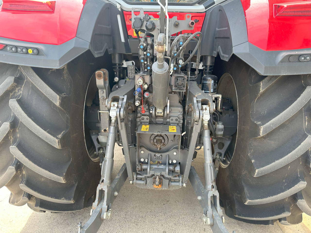 Massey Ferguson 8S.245 - Traktor: slika 5 Massey Ferguson 8S.245 - Traktor: slika 5