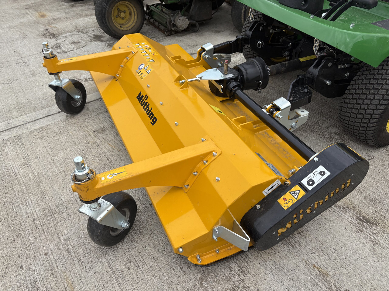 Muthing MU-FM160 JD Outfront Flail Mower Demo - Tarup: slika 3 Muthing MU-FM160 JD Outfront Flail Mower Demo - Tarup: slika 3