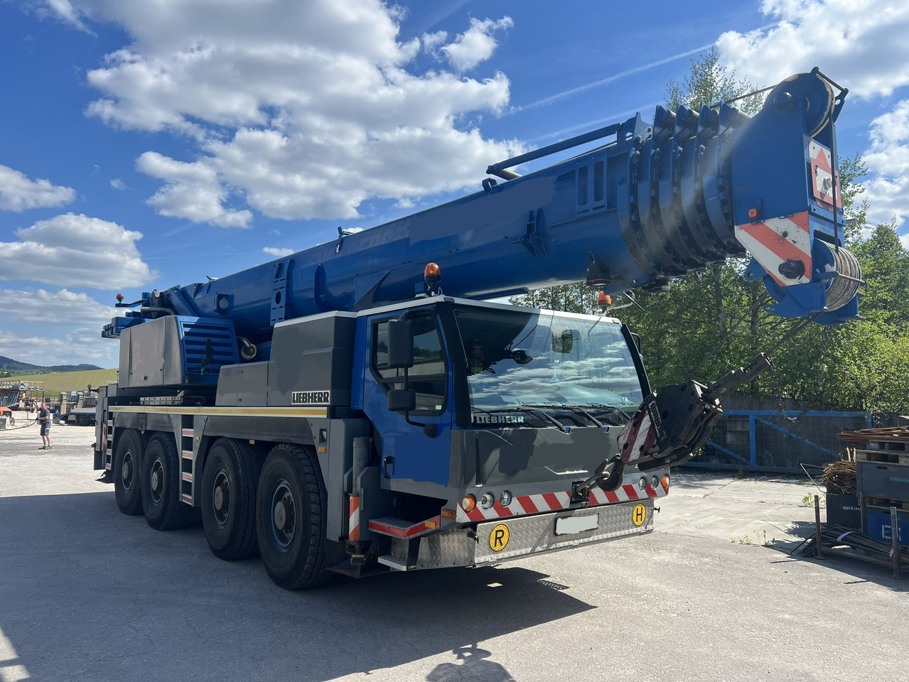 LIEBHERR LTM 1090 - Autokran za sve terene: slika 1 LIEBHERR LTM 1090 - Autokran za sve terene: slika 1