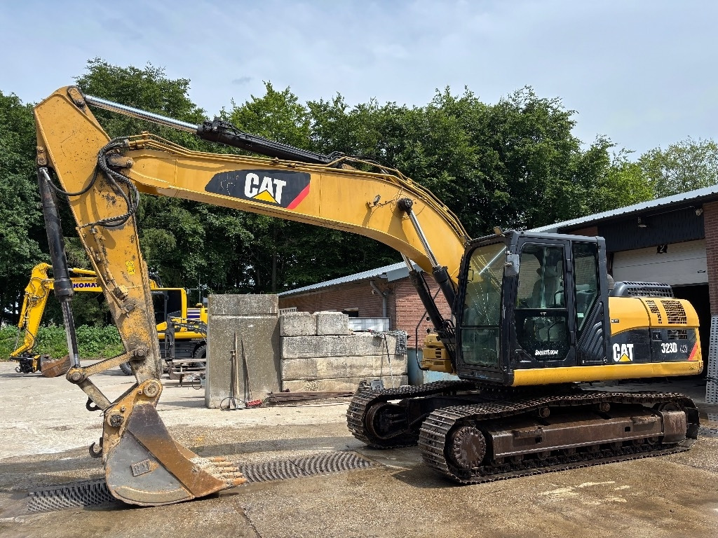 CAT 323 D LN - Bager guseničar: slika 2 CAT 323 D LN - Bager guseničar: slika 2