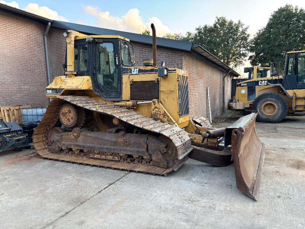 CAT D 6 M LGP - Buldožer: slika 1 CAT D 6 M LGP - Buldožer: slika 1
