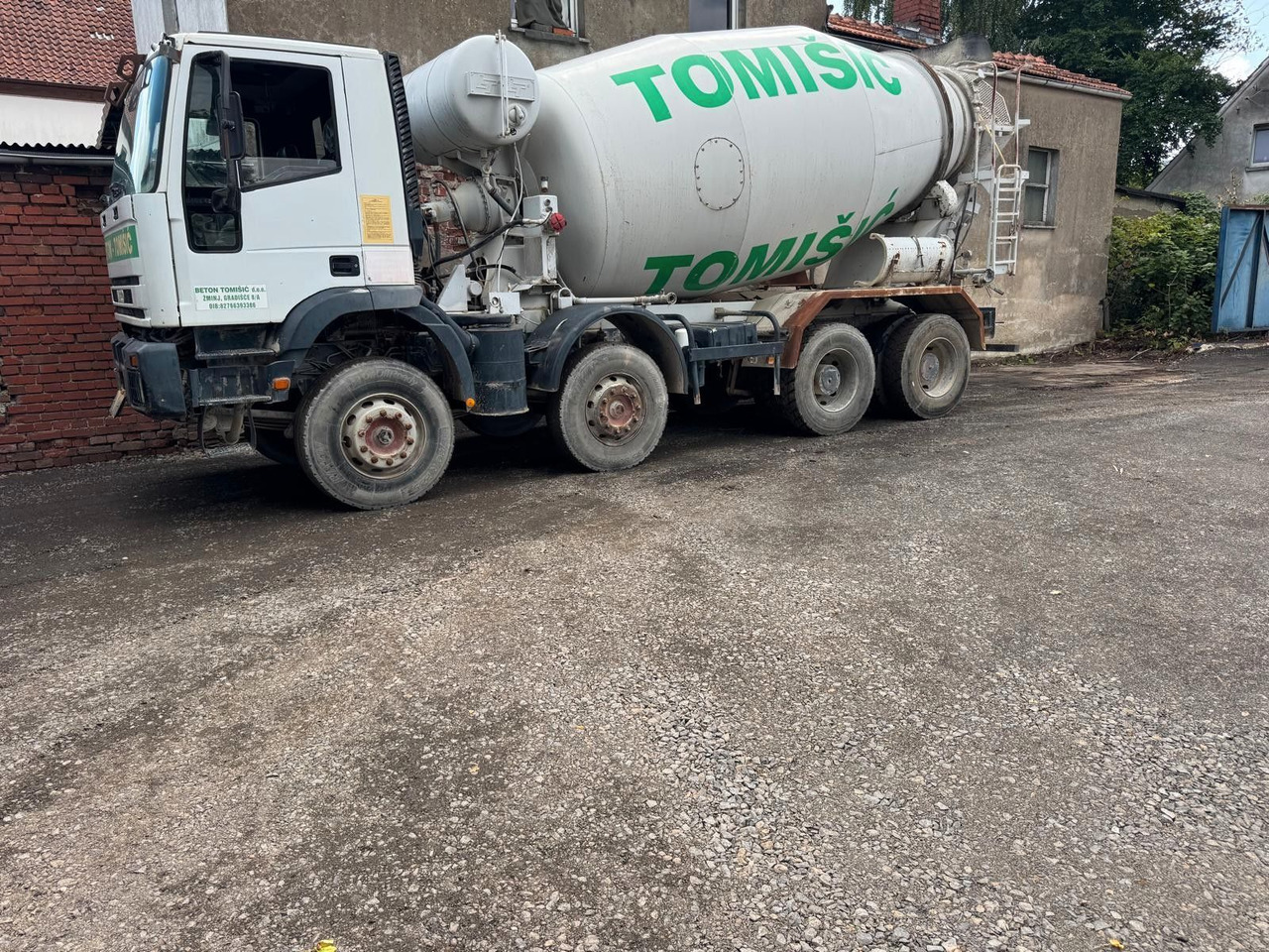 Iveco 410 EH 420 8X4 10m³ - Mikser za beton: slika 3 Iveco 410 EH 420 8X4 10m³ - Mikser za beton: slika 3
