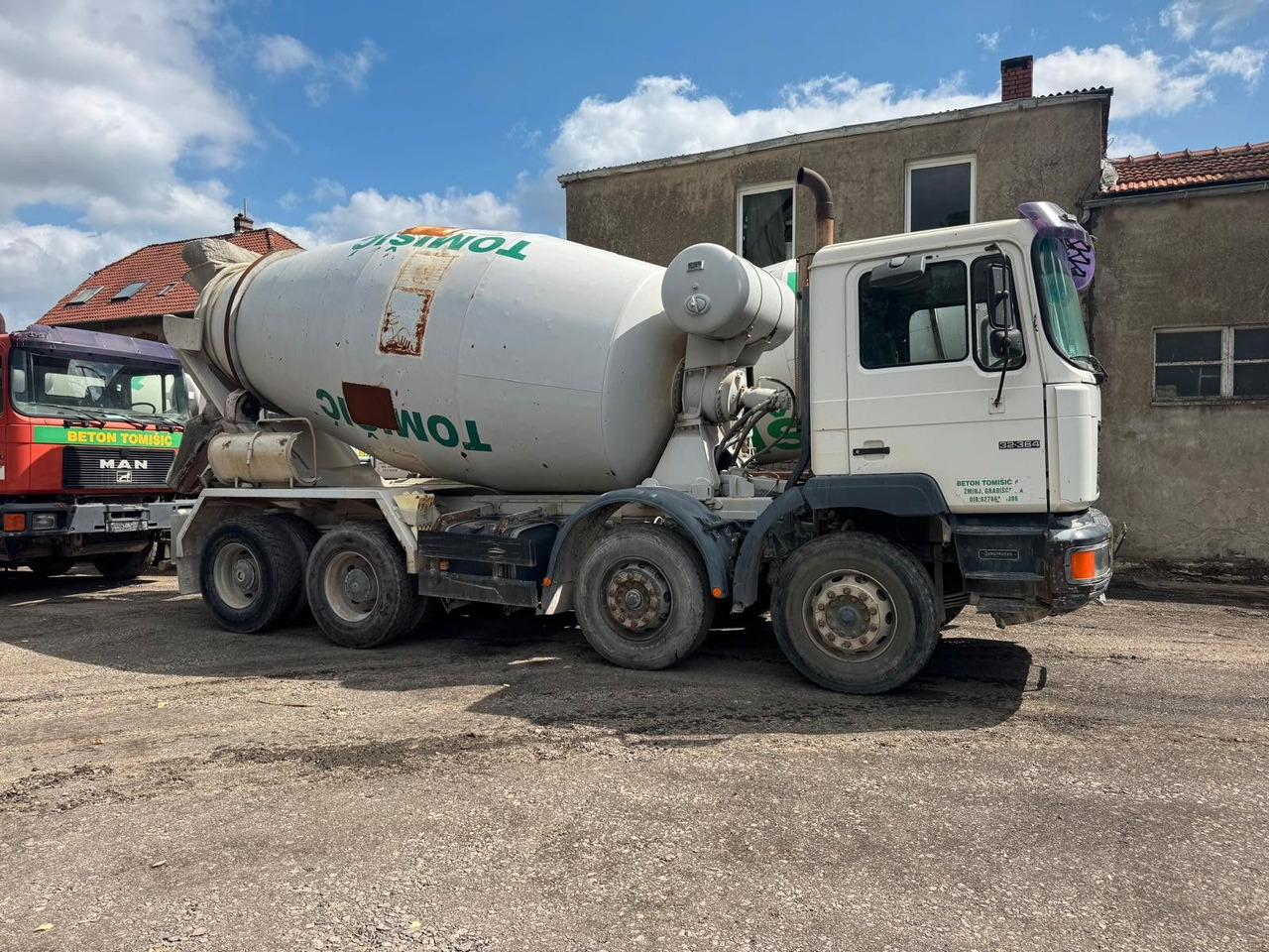 MAN 32.364 8x4 10m³ - Mikser za beton: slika 4 MAN 32.364 8x4 10m³ - Mikser za beton: slika 4