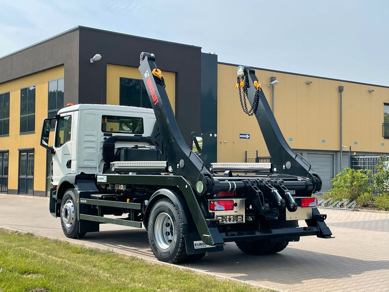 MAN TGM 18.320 4x2 Euro 6e Hiab Multilift Futura 12 - Istovarivač, Kamion sa dizalicom: slika 4 MAN TGM 18.320 4x2 Euro 6e Hiab Multilift Futura 12 - Istovarivač, Kamion sa dizalicom: slika 4