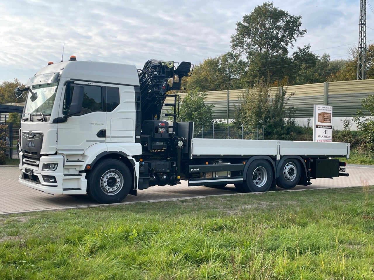 MAN TGS 26.480 /6X Hiab X-HIRRO 302 E-6 JIB 70x4 - Kamion sa tovarnim sandukom, Kamion sa dizalicom: slika 2 MAN TGS 26.480 /6X Hiab X-HIRRO 302 E-6 JIB 70x4 - Kamion sa tovarnim sandukom, Kamion sa dizalicom: slika 2