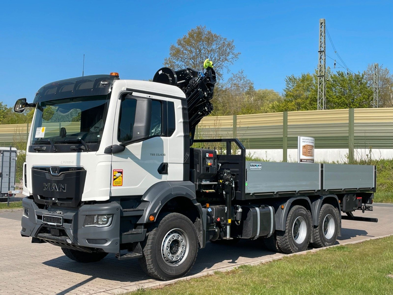 MAN TGS 33.440 6x4 HIAB 228-6 - Kamion sa dizalicom: slika 3 MAN TGS 33.440 6x4 HIAB 228-6 - Kamion sa dizalicom: slika 3