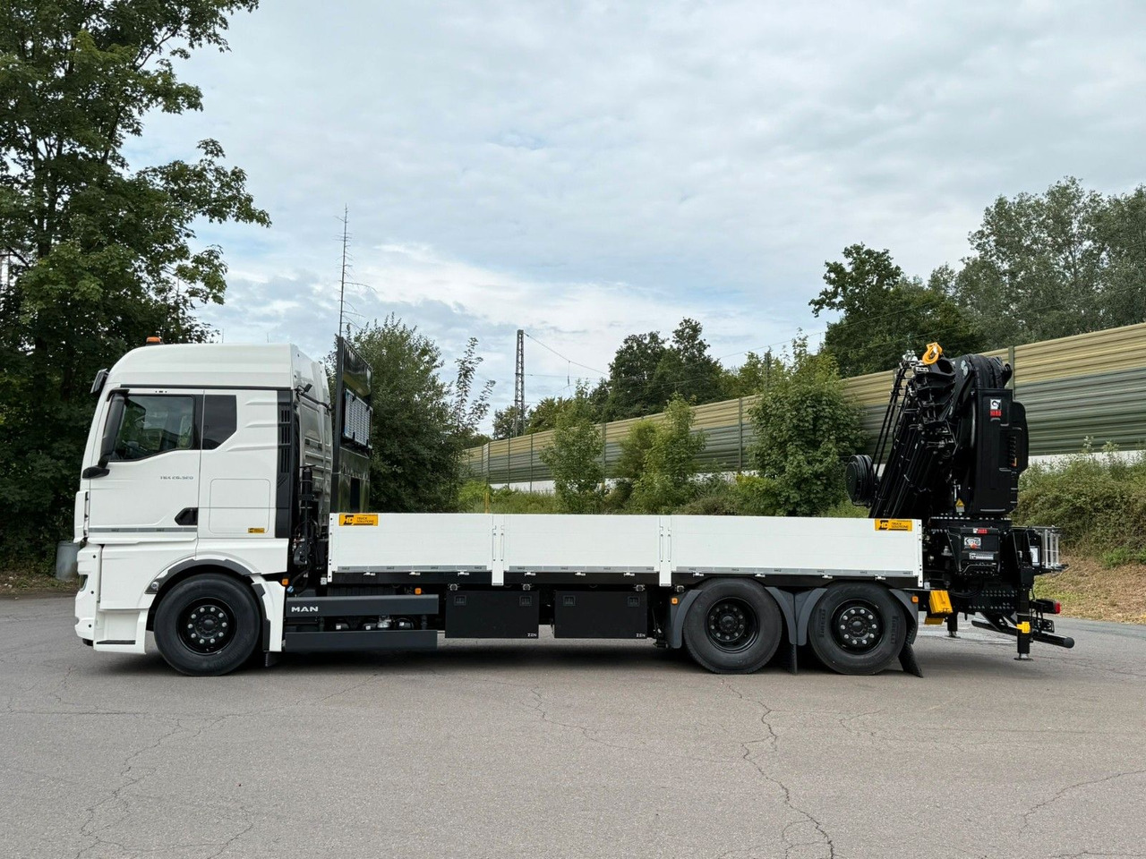 MAN TGX 26.520 TG3 Retarder / 6X2 Hiab 548 E 8 - Kamion sa dizalicom: slika 4 MAN TGX 26.520 TG3 Retarder / 6X2 Hiab 548 E 8 - Kamion sa dizalicom: slika 4