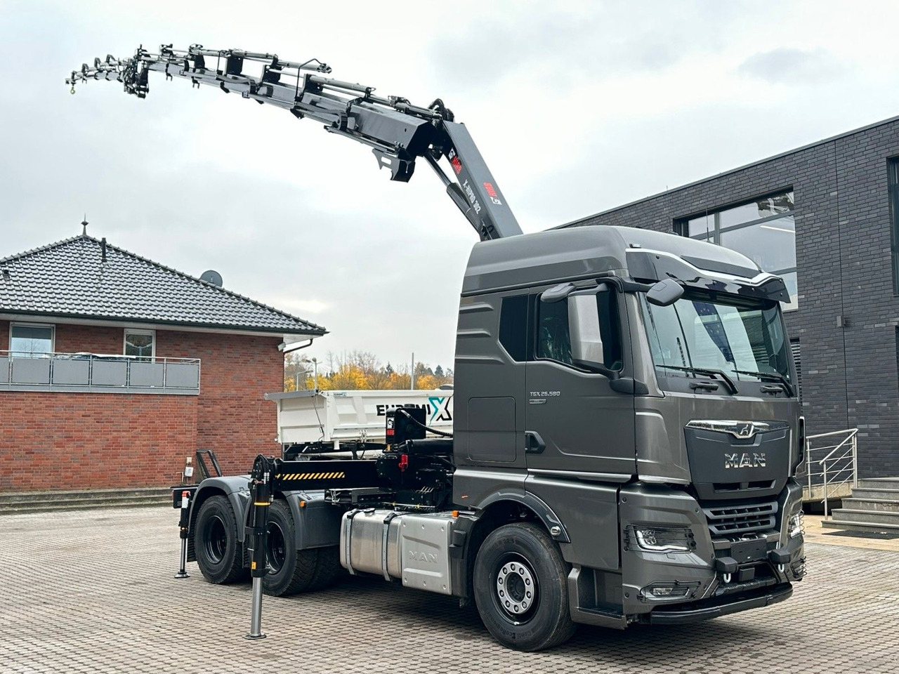 MAN TGX 26.580 6x4 Kran Hiab 302-6 + Jib-4 - Kamion sa dizalicom: slika 5 MAN TGX 26.580 6x4 Kran Hiab 302-6 + Jib-4 - Kamion sa dizalicom: slika 5