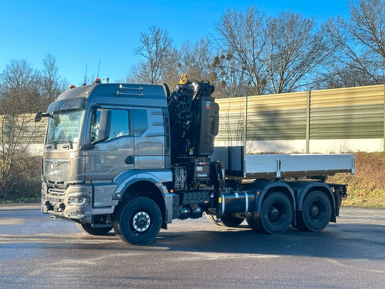 MAN TGS 26.520 6x6 Kran HIAB X-HIPRO 548E-8 - Tegljač: slika 3 MAN TGS 26.520 6x6 Kran HIAB X-HIPRO 548E-8 - Tegljač: slika 3