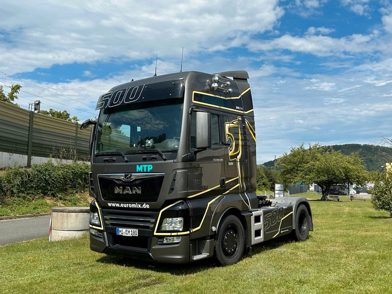 MAN TGX 18.500 EVO LION VOLL AUSSTATUNG - Tegljač: slika 1 MAN TGX 18.500 EVO LION VOLL AUSSTATUNG - Tegljač: slika 1