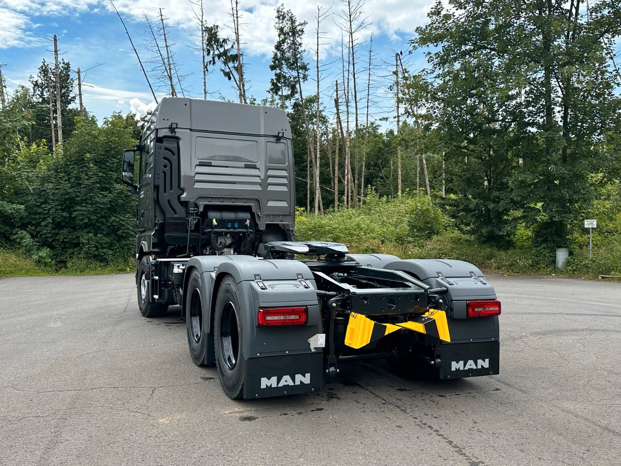 MAN TGX 26.580 6x4 Retarder - Tegljač: slika 3 MAN TGX 26.580 6x4 Retarder - Tegljač: slika 3