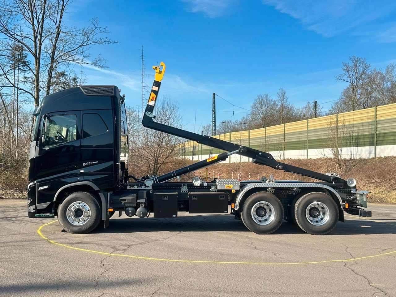 Volvo FH 540 6x4 Abrollkipper Hyva 20-60 - Kamion sa hidrauličnom kukom, Kamion sa dizalicom: slika 5 Volvo FH 540 6x4 Abrollkipper Hyva 20-60 - Kamion sa hidrauličnom kukom, Kamion sa dizalicom: slika 5