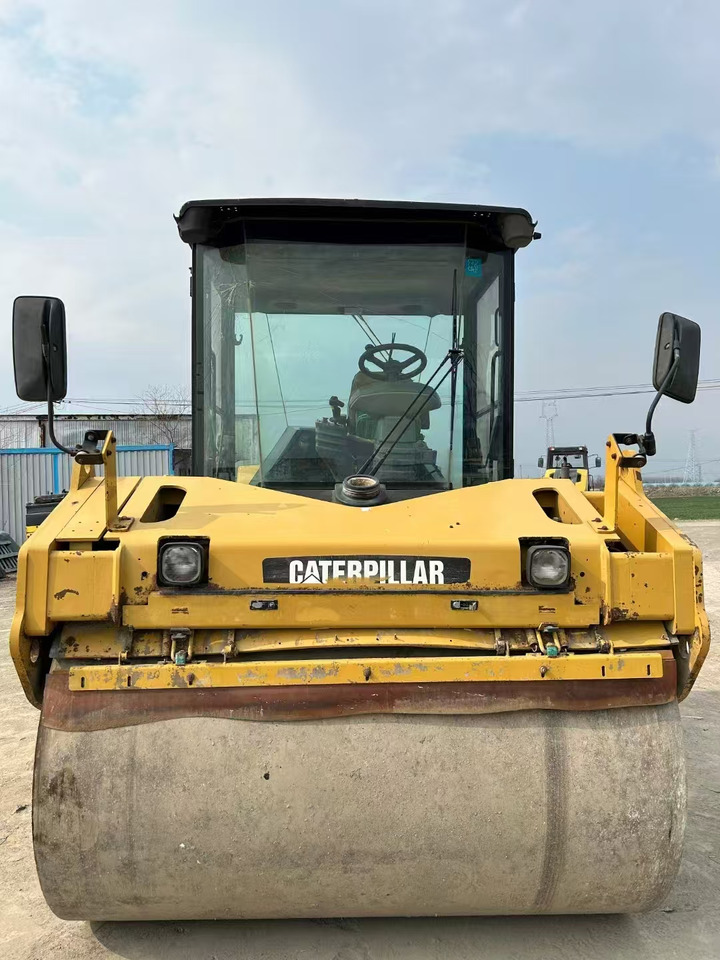 CATERPILLAR CB564D - Valjak: slika 3 CATERPILLAR CB564D - Valjak: slika 3