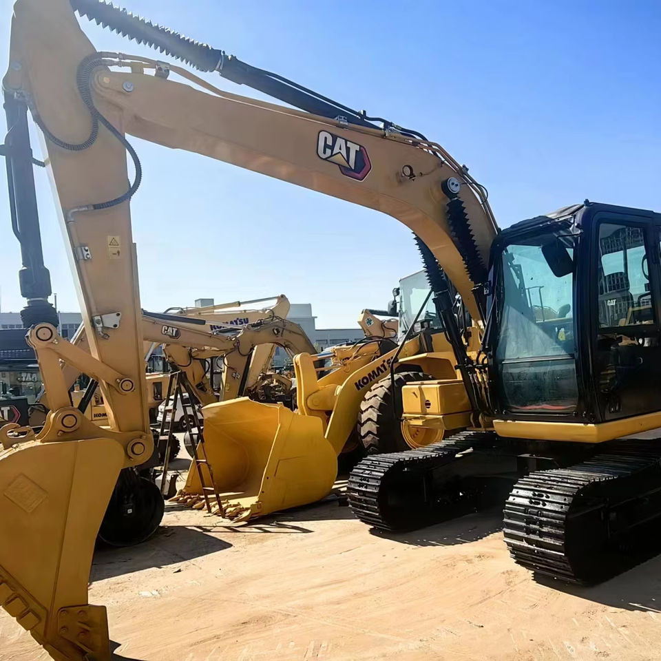 Caterpillar Used 20 Ton Tier 4 Excavator 312GC 312D2GC 313D 320D with Low Price Core Components Engine and Bearing - Bager guseničar: slika 1 Caterpillar Used 20 Ton Tier 4 Excavator 312GC 312D2GC 313D 320D with Low Price Core Components Engine and Bearing - Bager guseničar: slika 1