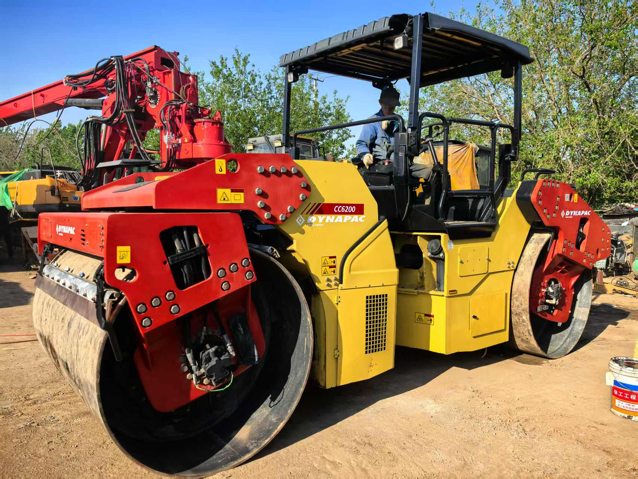 DYNAPAC CC6200 - Valjak: slika 2 DYNAPAC CC6200 - Valjak: slika 2