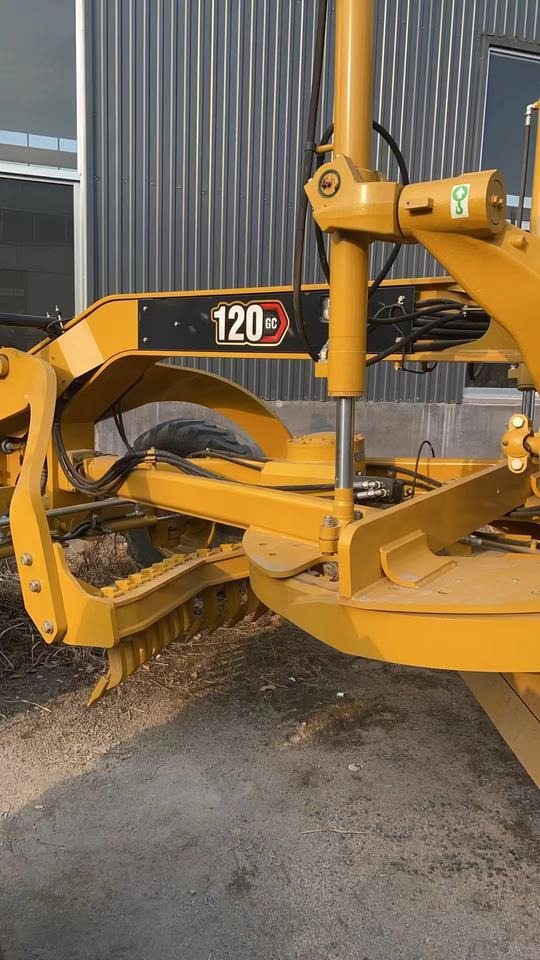 Hot Sale Used CAT 120GC Grader Construction Machinery High Quality CAT Grader - Grejder: slika 2 Hot Sale Used CAT 120GC Grader Construction Machinery High Quality CAT Grader - Grejder: slika 2