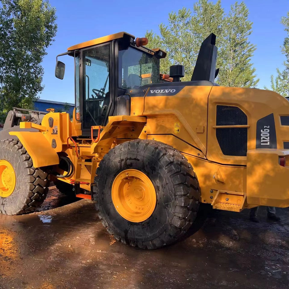 Hot Sale Used VOLVO L120GZ Loader Construction Machinery High Quality Loader VOLVO - Utovarivač točkaš: slika 1 Hot Sale Used VOLVO L120GZ Loader Construction Machinery High Quality Loader VOLVO - Utovarivač točkaš: slika 1