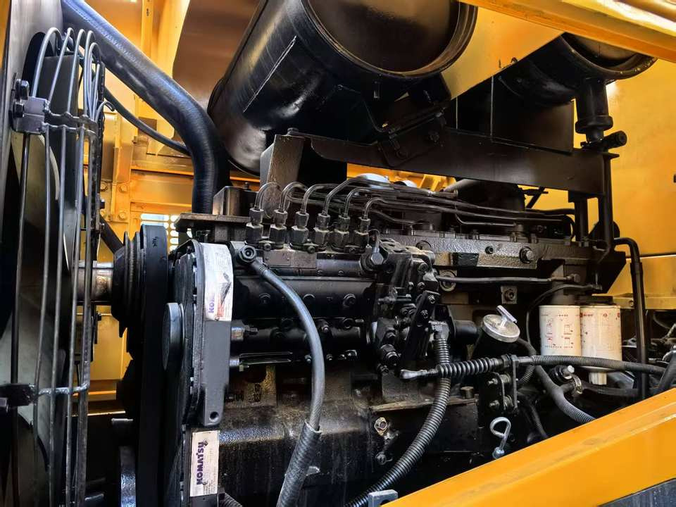 Japan Komatsu WA380-3 WA380-6 WA400-1 WA400-3 WA320-6 WA430-5 Mining Wheel Loader, Used Komatsu WA380 Mini Front End Loader - Utovarivač točkaš: slika 5 Japan Komatsu WA380-3 WA380-6 WA400-1 WA400-3 WA320-6 WA430-5 Mining Wheel Loader, Used Komatsu WA380 Mini Front End Loader - Utovarivač točkaš: slika 5