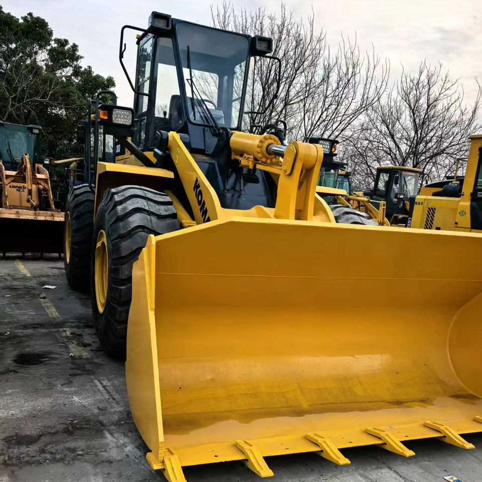 Japan Komatsu WA380-3 WA380-6 WA400-1 WA400-3 WA320-6 WA430-5 Mining Wheel Loader, Used Komatsu WA380 Mini Front End Loader - Utovarivač točkaš: slika 1 Japan Komatsu WA380-3 WA380-6 WA400-1 WA400-3 WA320-6 WA430-5 Mining Wheel Loader, Used Komatsu WA380 Mini Front End Loader - Utovarivač točkaš: slika 1