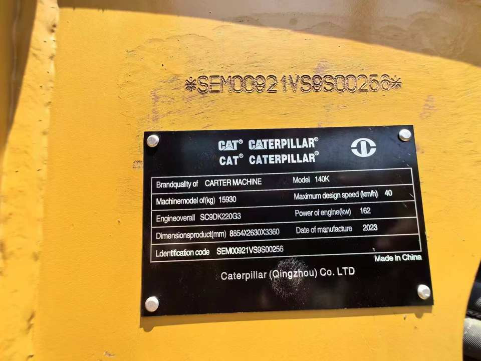 Second Hand Used Construction Machinery CAT 140K 15 Ton Grader for Sale 1000H From Shanghai Japanese Brand Good Condition - Grejder: slika 5 Second Hand Used Construction Machinery CAT 140K 15 Ton Grader for Sale 1000H From Shanghai Japanese Brand Good Condition - Grejder: slika 5
