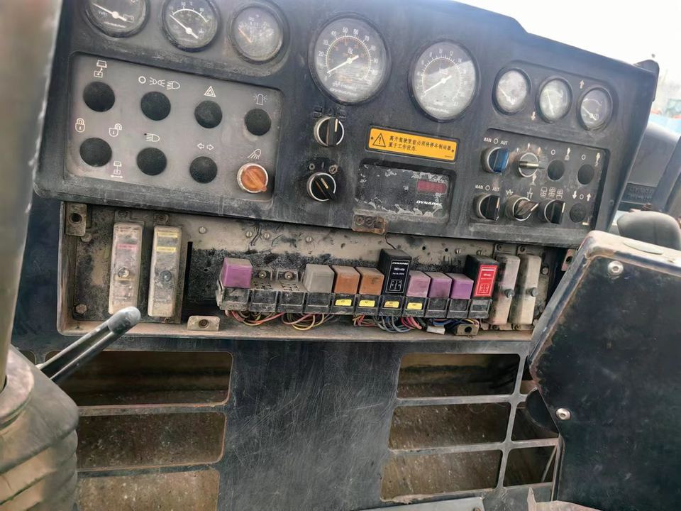 Used Dynapac Cc622 Compactor Similar to Very Cheap CA25D Dynapac Road Rollers for Sale CC622 in Stock for Sale in Stock - Valjak za puteve: slika 5 Used Dynapac Cc622 Compactor Similar to Very Cheap CA25D Dynapac Road Rollers for Sale CC622 in Stock for Sale in Stock - Valjak za puteve: slika 5