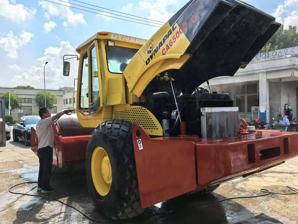 Used Original Road Roller DYNAPAC CA6500D Road Rollers High Quality Second Hand Construction Machinery - Kompaktor: slika 4 Used Original Road Roller DYNAPAC CA6500D Road Rollers High Quality Second Hand Construction Machinery - Kompaktor: slika 4