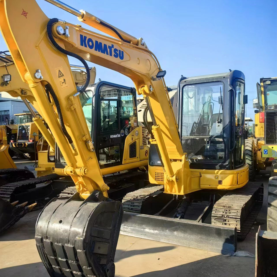 Used komatsu Pc35 Pc40 Pc55 Pc56,komatsu Mini Excavators Pc30 Pc15 Pc20 ,pc35 Pc40 Japan Import High Quality - Bager guseničar: slika 1 Used komatsu Pc35 Pc40 Pc55 Pc56,komatsu Mini Excavators Pc30 Pc15 Pc20 ,pc35 Pc40 Japan Import High Quality - Bager guseničar: slika 1