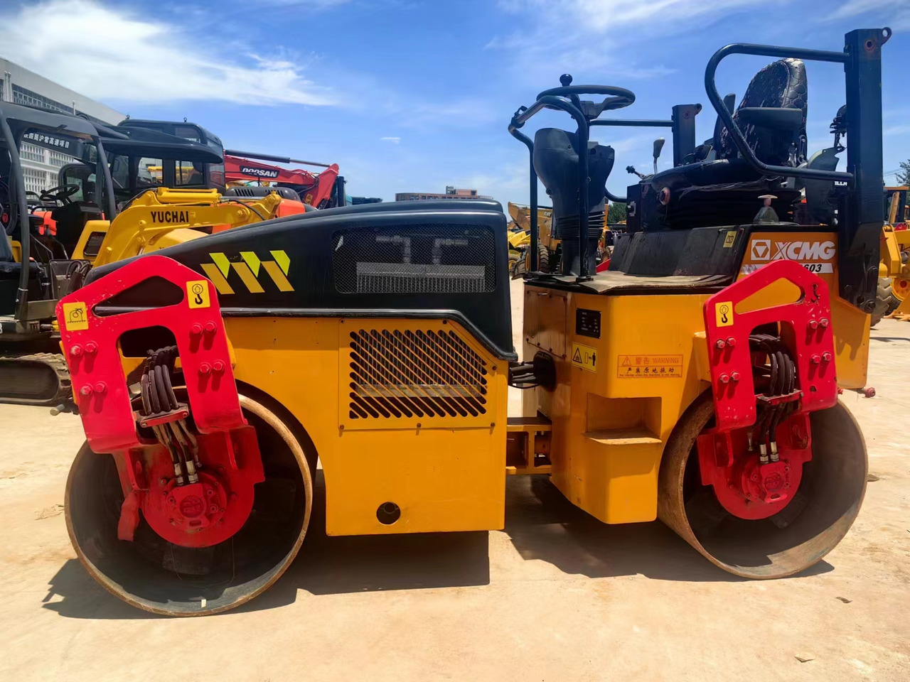 XCMG XMR603 - Valjak: slika 1 XCMG XMR603 - Valjak: slika 1