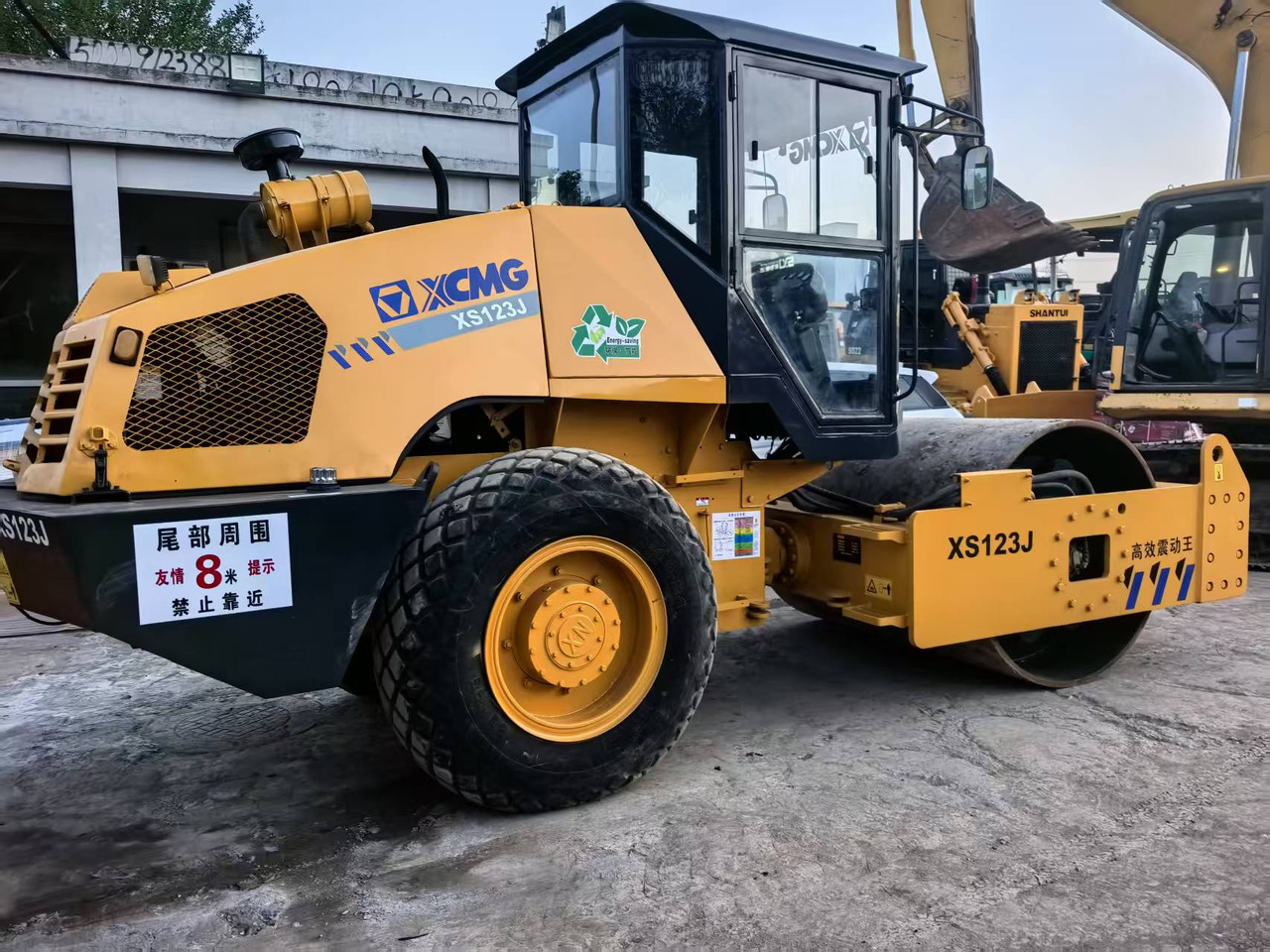 XCMG XS123J - Kompaktor: slika 2 XCMG XS123J - Kompaktor: slika 2