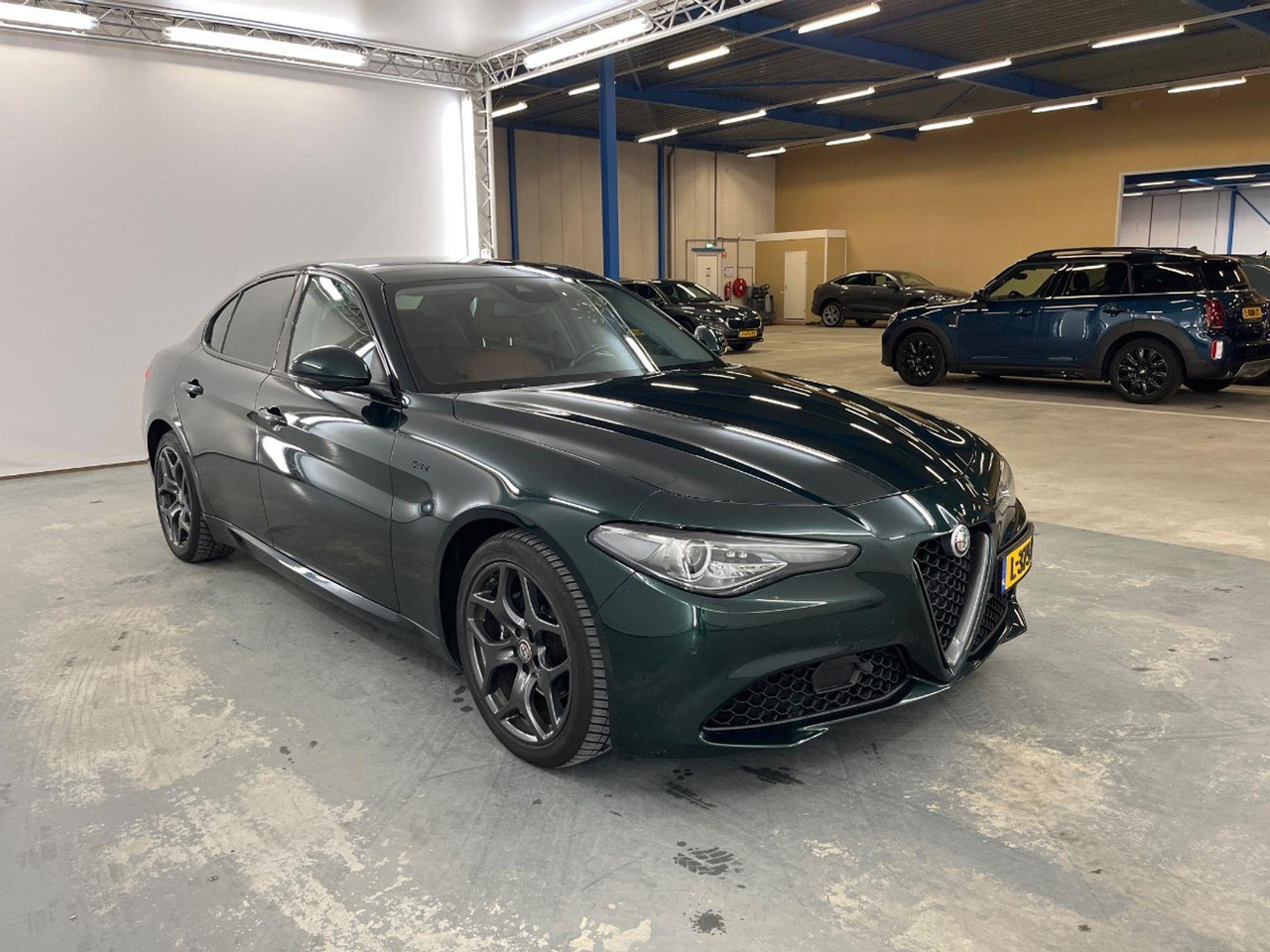 Alfa Romeo Giulia 2.0T Sprint | 2021 | 201.659 km | Automaat | L375XZ | NAP: Logisch - Limuzina: slika 2 Alfa Romeo Giulia 2.0T Sprint | 2021 | 201.659 km | Automaat | L375XZ | NAP: Logisch - Limuzina: slika 2