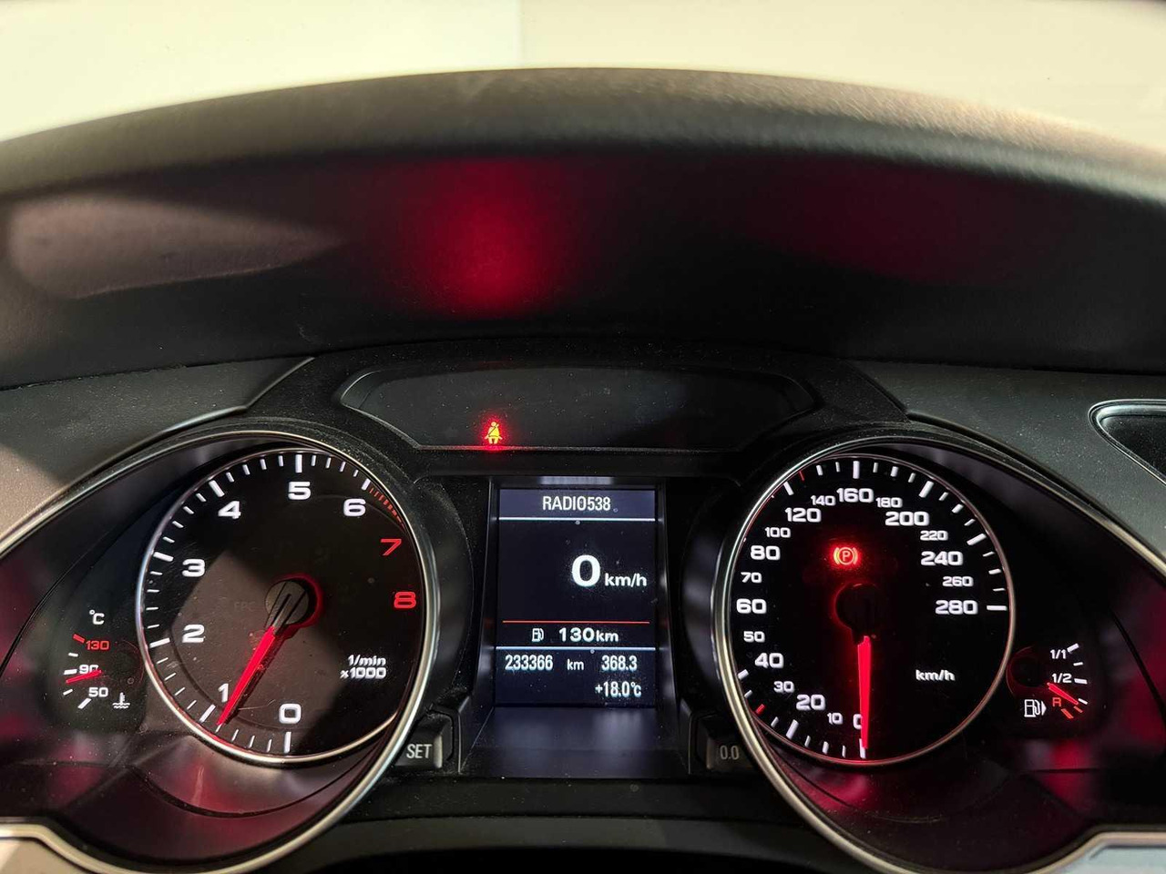 Audi A5 Coupé 2.0 TFSI Pro Line Business 60-RGK-5 233.366 km - Automobil: slika 3 Audi A5 Coupé 2.0 TFSI Pro Line Business 60-RGK-5 233.366 km - Automobil: slika 3