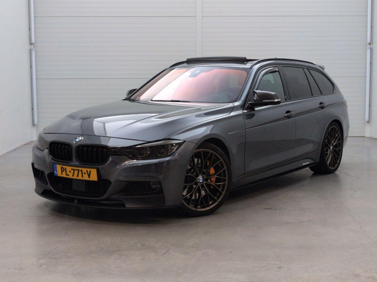 BMW 3-serie Touring 340i xDrive High Executive | 2017 | 202.316 km | Automaat | PL771V | NAP: Geen oordeel - Automobil: slika 1 BMW 3-serie Touring 340i xDrive High Executive | 2017 | 202.316 km | Automaat | PL771V | NAP: Geen oordeel - Automobil: slika 1