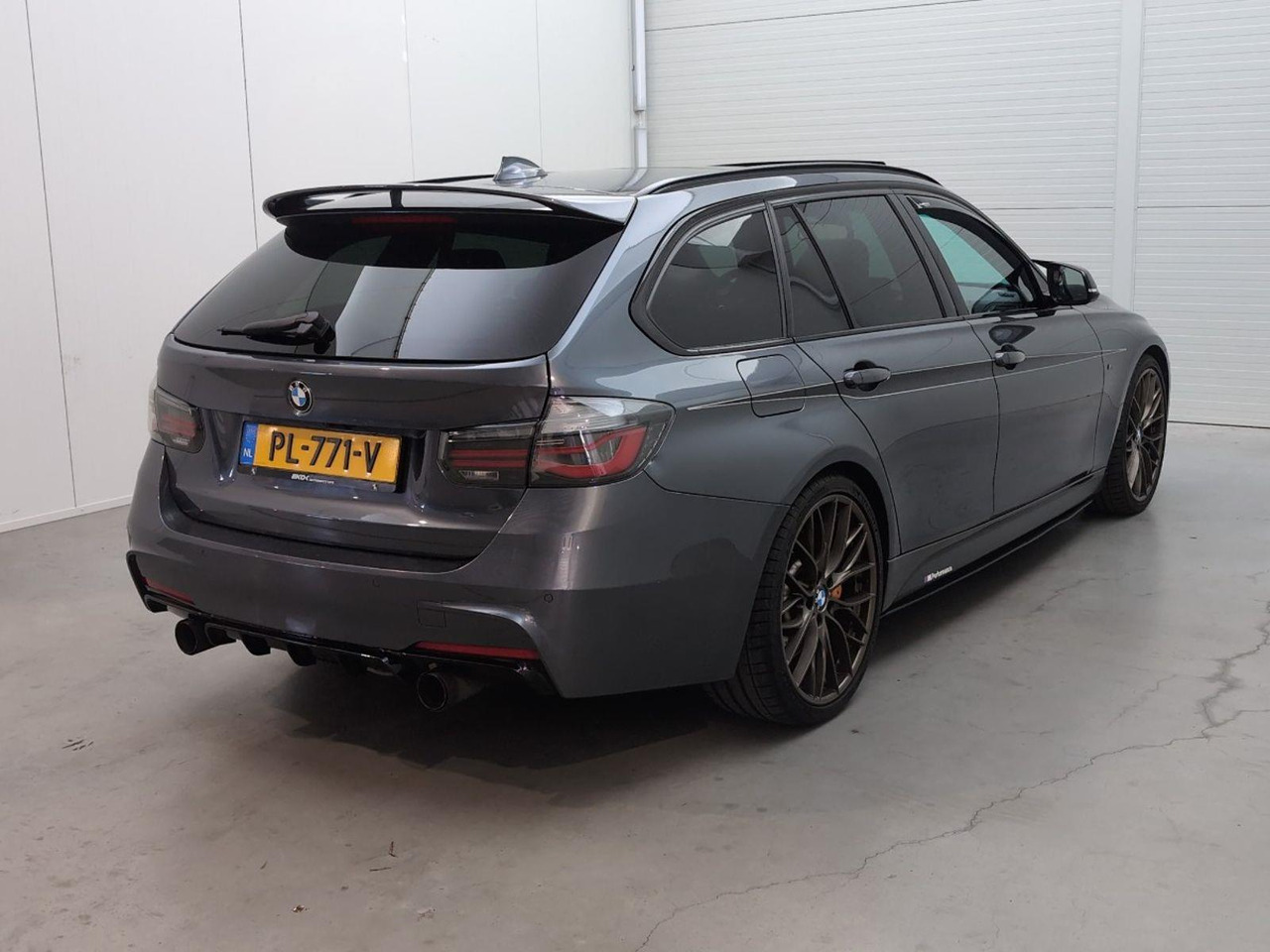 BMW 3-serie Touring 340i xDrive High Executive | 2017 | 202.316 km | Automaat | PL771V | NAP: Geen oordeel - Automobil: slika 4 BMW 3-serie Touring 340i xDrive High Executive | 2017 | 202.316 km | Automaat | PL771V | NAP: Geen oordeel - Automobil: slika 4