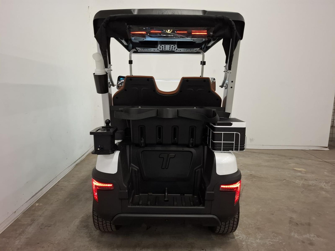 Bensel TARA Elektrische 2-zits Golfcar 2025 - Golf auto: slika 2 Bensel TARA Elektrische 2-zits Golfcar 2025 - Golf auto: slika 2