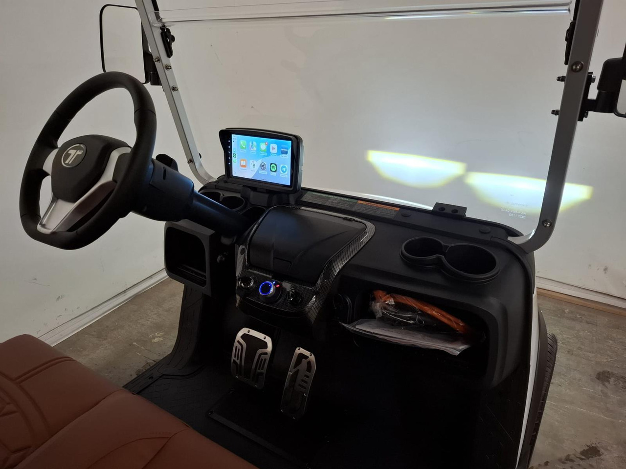 Bensel TARA Elektrische 2-zits Golfcar 2025 - Golf auto: slika 5 Bensel TARA Elektrische 2-zits Golfcar 2025 - Golf auto: slika 5