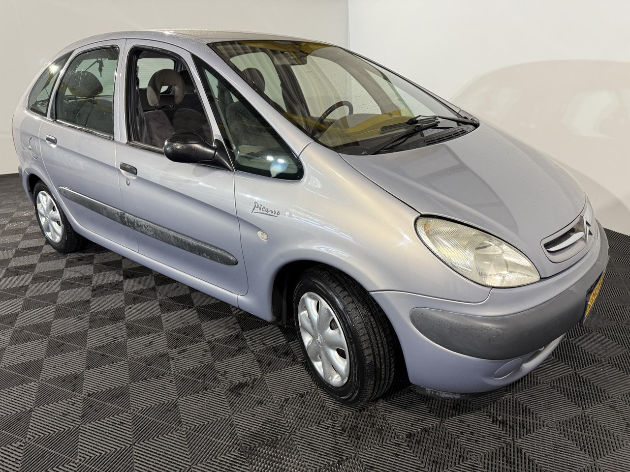 Citroen | Xsara Picasso | 1.8i-16V Plaisir | 2002 | 229.613 km | 05JFFD | Logisch - Automobil: slika 5 Citroen | Xsara Picasso | 1.8i-16V Plaisir | 2002 | 229.613 km | 05JFFD | Logisch - Automobil: slika 5