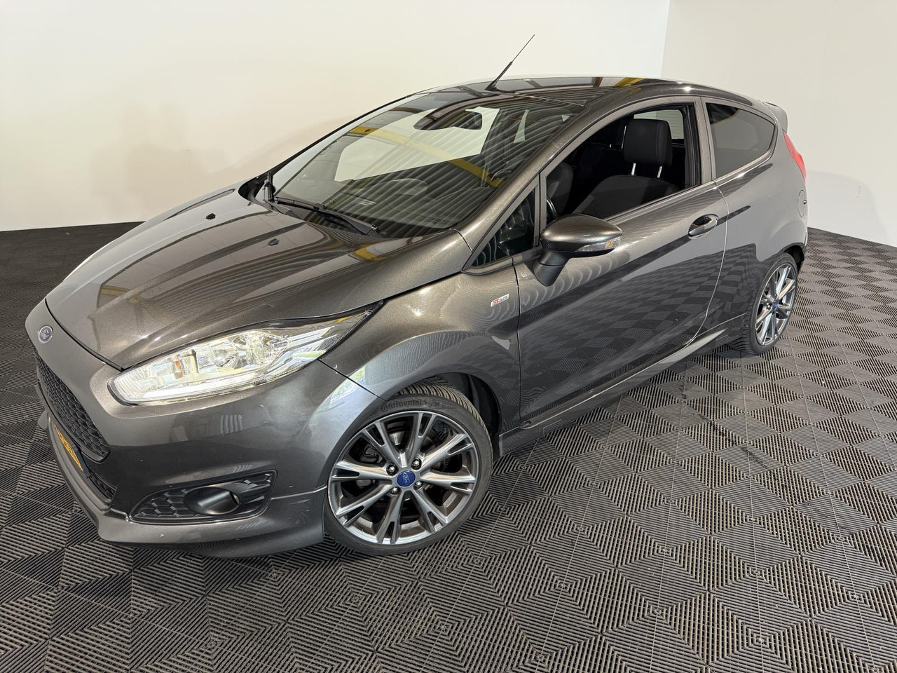 Ford | Fiesta | 1.0 EcoBoost ST Line | 2016 | 169.689 km | KP786T | Logisch - Hečbek: slika 1 Ford | Fiesta | 1.0 EcoBoost ST Line | 2016 | 169.689 km | KP786T | Logisch - Hečbek: slika 1