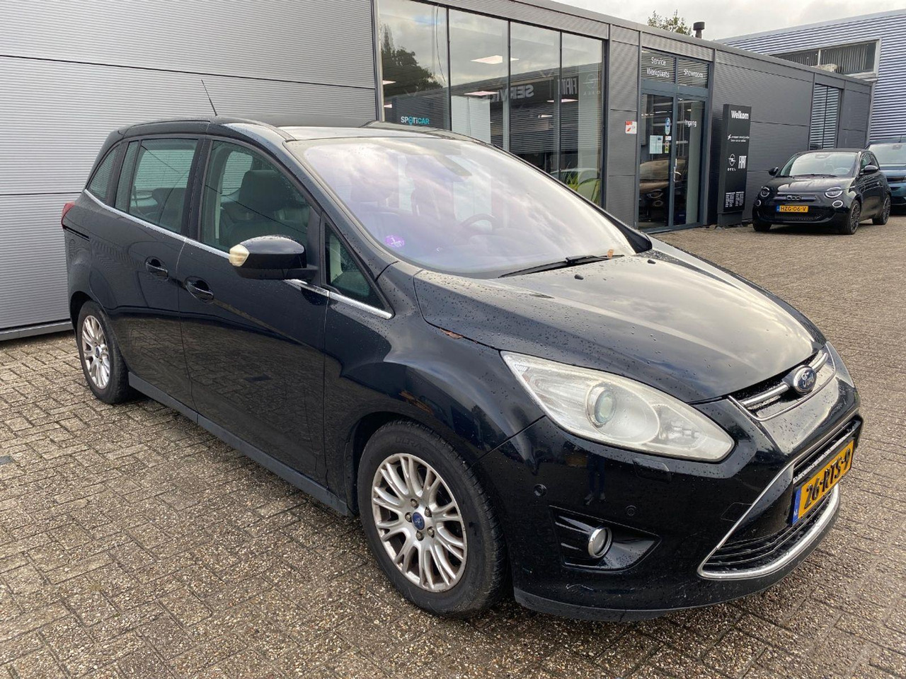 Ford Grand C-Max 1.6 EcoBoost Titanium 7p. | 2011 | 226.405 km | 26RTS9 | NAP: Logisch - Automobil: slika 2 Ford Grand C-Max 1.6 EcoBoost Titanium 7p. | 2011 | 226.405 km | 26RTS9 | NAP: Logisch - Automobil: slika 2