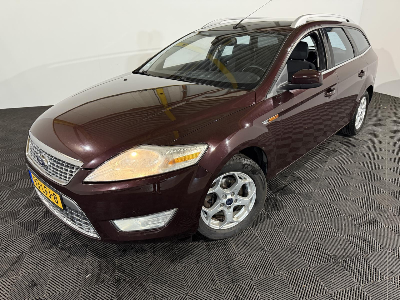 Ford | Mondeo Wagon | 2.0-16V Limited | 2010 | 193.300 km | 93LFJ8 | Logisch - Automobil: slika 1 Ford | Mondeo Wagon | 2.0-16V Limited | 2010 | 193.300 km | 93LFJ8 | Logisch - Automobil: slika 1