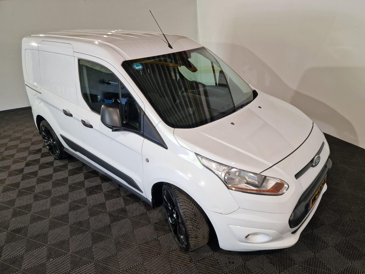 Ford Transit Connect 1.6 TDCI L1 Trend VR-432-K 127.791 km - Mali kombi: slika 5 Ford Transit Connect 1.6 TDCI L1 Trend VR-432-K 127.791 km - Mali kombi: slika 5
