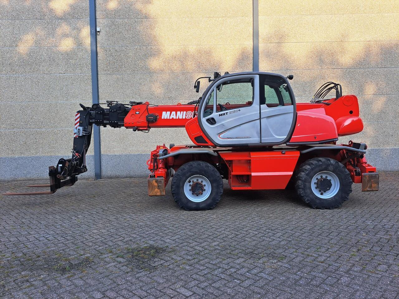 Manitou MRT 2150+ Privilege All-Terrain Roterende Verreiker (2015) - Teleskopski upravljač: slika 5 Manitou MRT 2150+ Privilege All-Terrain Roterende Verreiker (2015) - Teleskopski upravljač: slika 5