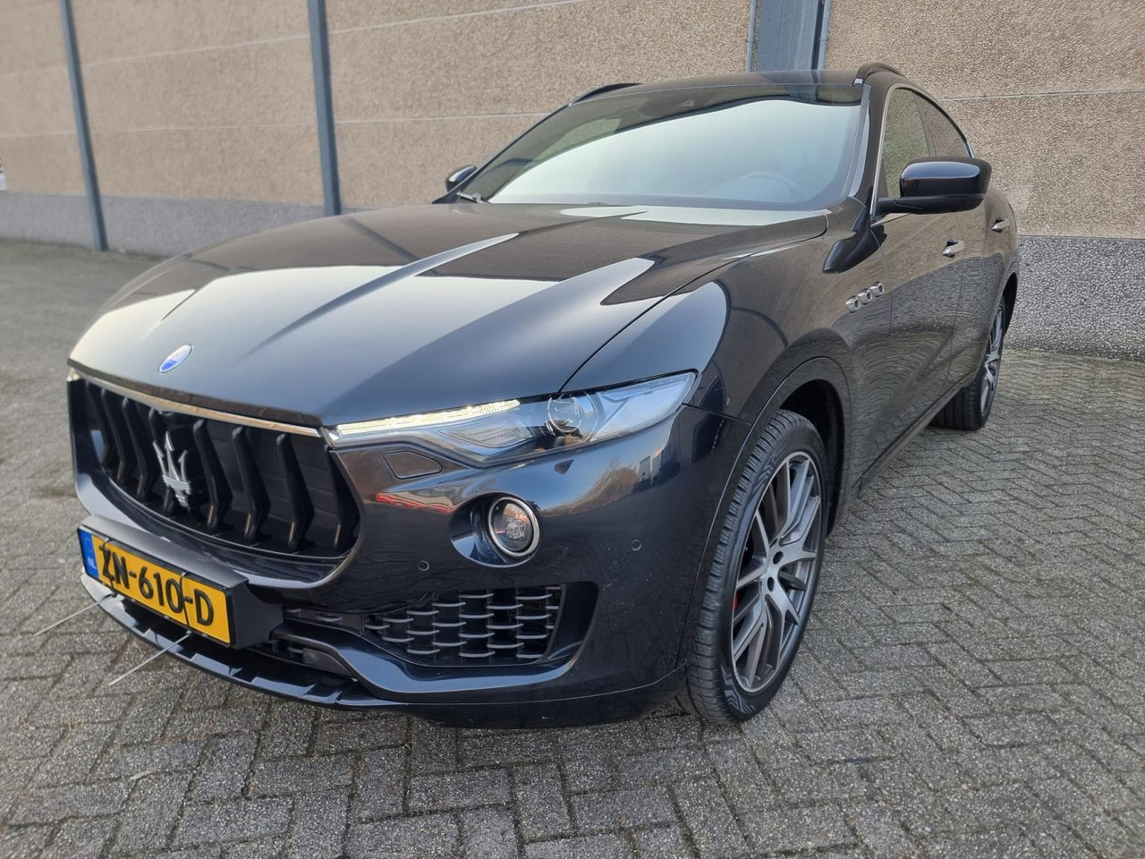 Maserati Levante Q4 3.0D V6 AWD 2017 193.519 km ZN-610-D - SUVSUV: slika 1 Maserati Levante Q4 3.0D V6 AWD 2017 193.519 km ZN-610-D - SUVSUV: slika 1