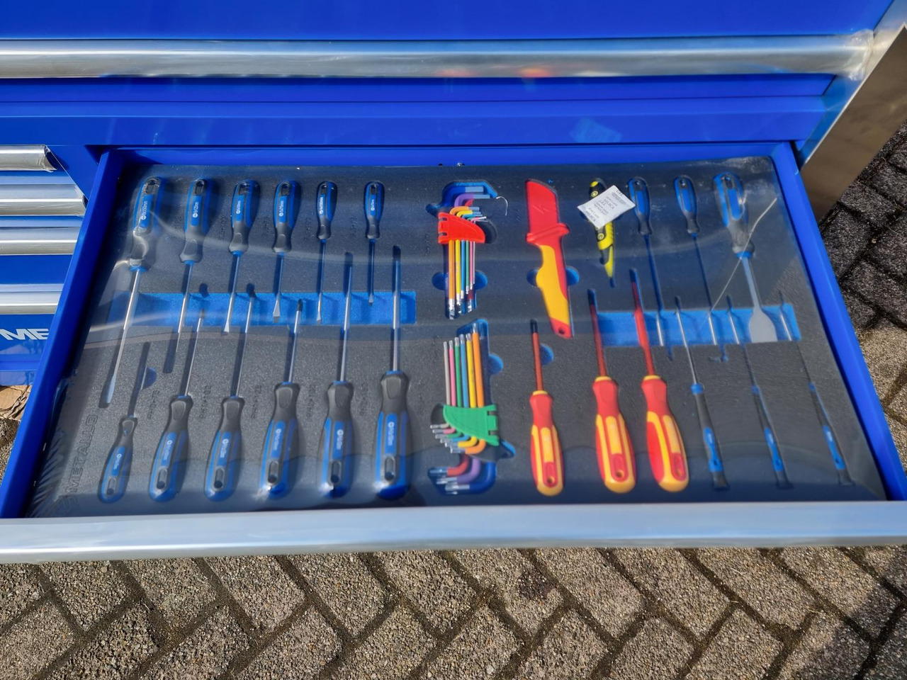 Metallo Mega Jumbo Gereedschapskist - Nieuw, 11 lades waarvan 9 gevuld met gereedschap - Гаражна опрема: slika 5 Metallo Mega Jumbo Gereedschapskist - Nieuw, 11 lades waarvan 9 gevuld met gereedschap - Гаражна опрема: slika 5