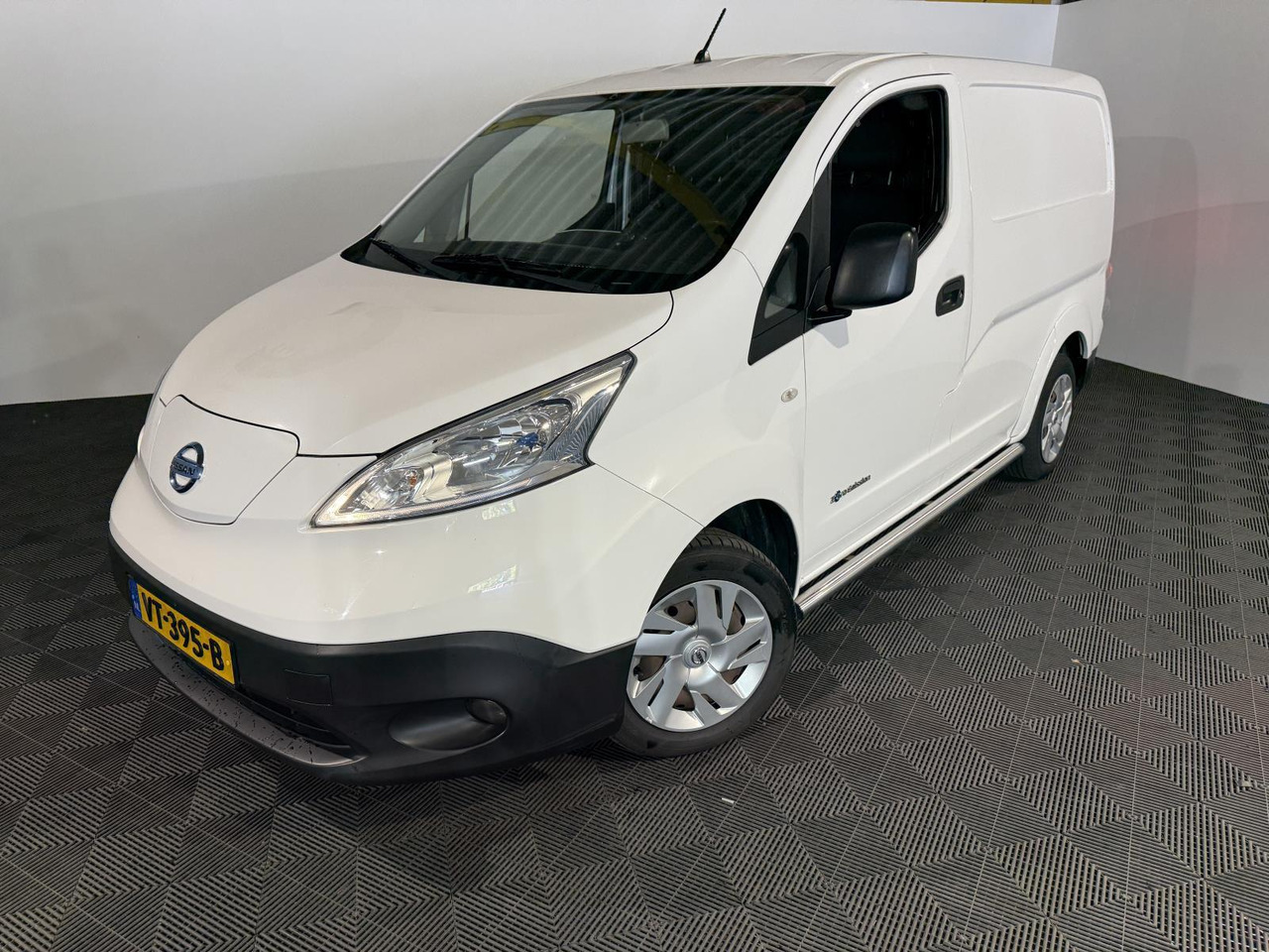 Nissan | e-NV200 | Optima | 2016 | 127.008 km | VT395B | Logisch - Mali kombi, Električno dostavno vozilo: slika 1 Nissan | e-NV200 | Optima | 2016 | 127.008 km | VT395B | Logisch - Mali kombi, Električno dostavno vozilo: slika 1