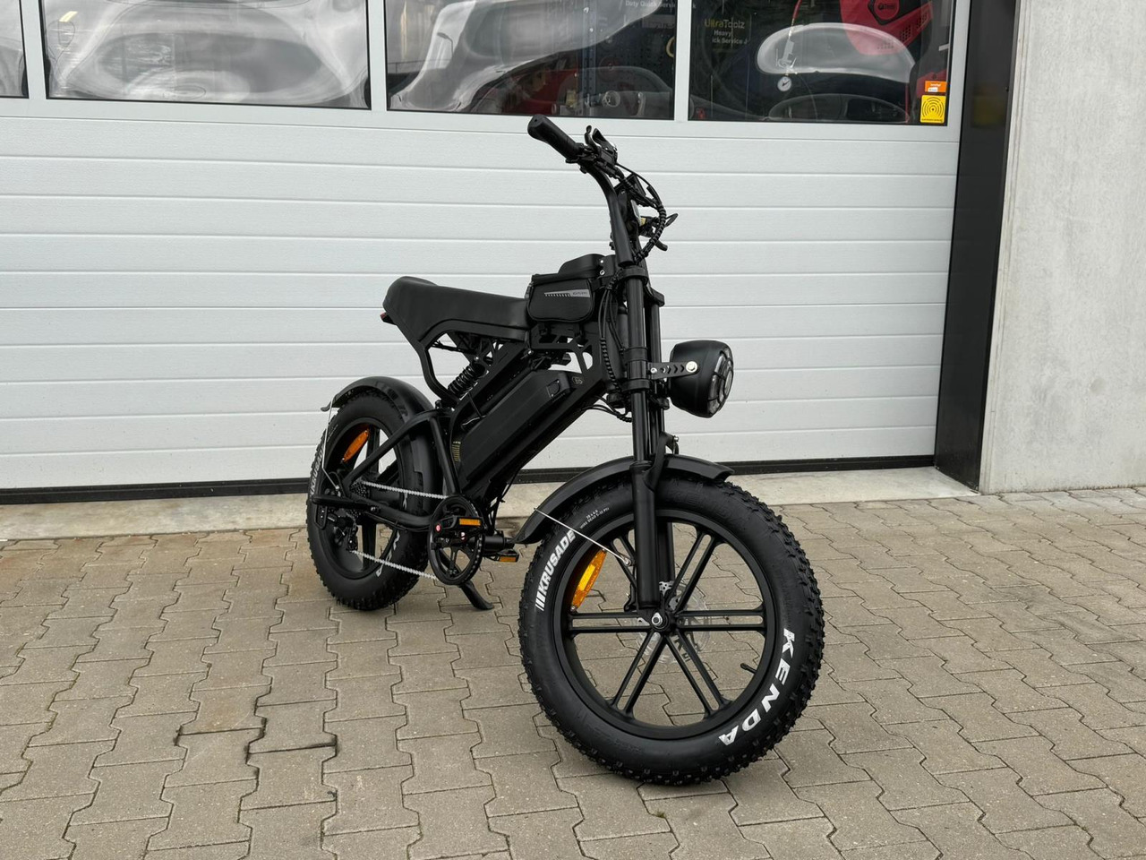 OUXI V20 Fatbike met LCD display NIEUW - Motocikl: slika 1 OUXI V20 Fatbike met LCD display NIEUW - Motocikl: slika 1
