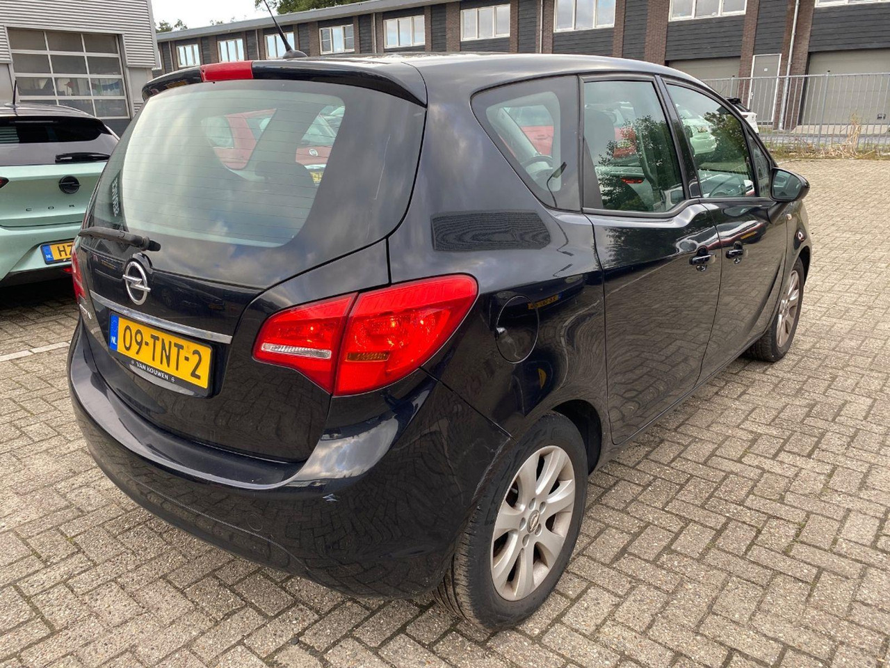 Opel Meriva 1.4 Edition | 2012 | 150.381 km | 09TNT2 | NAP: Logisch - Automobil: slika 4 Opel Meriva 1.4 Edition | 2012 | 150.381 km | 09TNT2 | NAP: Logisch - Automobil: slika 4