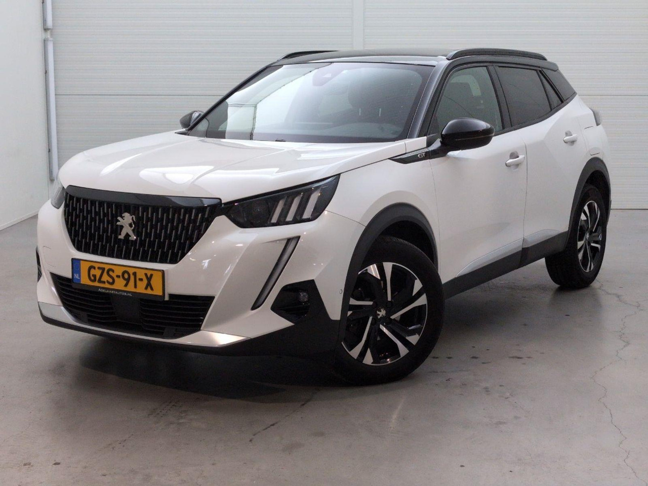 Peugeot 2008 1.2 PureTech Allure | 2021 | 82.638 km | Automaat | GZS91X | NAP: Geen oordeel - SUVSUV: slika 1 Peugeot 2008 1.2 PureTech Allure | 2021 | 82.638 km | Automaat | GZS91X | NAP: Geen oordeel - SUVSUV: slika 1